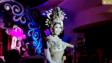 ea052bca1f1d0c86276ce8113280de93.gif