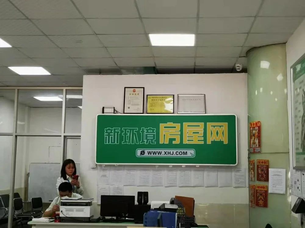 f0ed0ab6a9d73312c5b96019168823ce.jpg