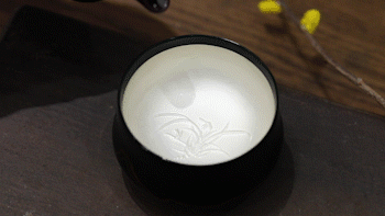 b19eb14a344bd3d0620898e2605a27cd.gif