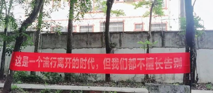 a3cf29ca9efcc01e505a7906bd046478.jpg