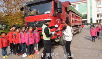 907136741828911ed34a1af0d5162bce.gif