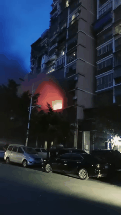 b6e305db7b76d26034cada0dee49f161.gif