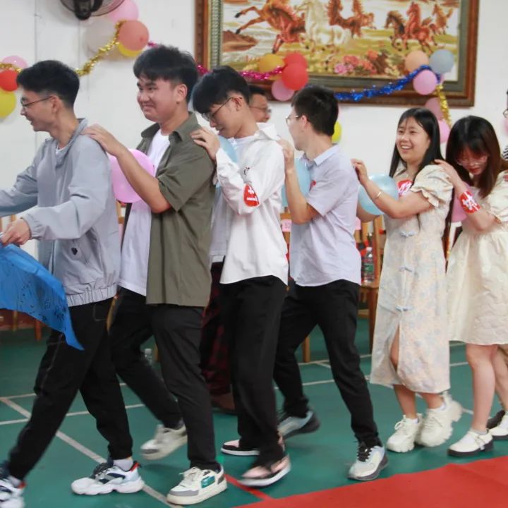 6cdb8c5fbf03e8d20fb94de94d5f05e8.jpg