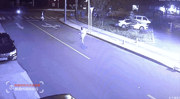 c8ab4b6f458c92c7a58fe3f815b978ab.gif