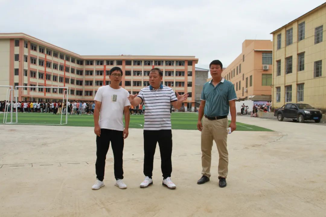 c05afe058cec86e01024222c94ec4fc1.jpg