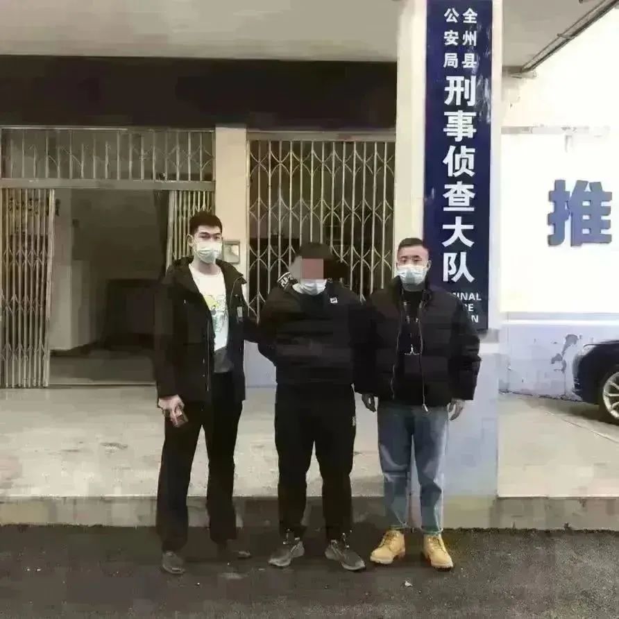 71a774cb0626134f2c910edc9824b8ce.jpg